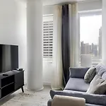 Blueground Midtown South Rooftop Nr Bryant Park Nyc-2031