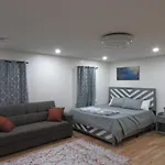 Cozy In Ozone Park Apartment *