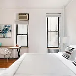 Bright And Comfy In Nyc