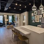 Modern Loft Apartments, Stylish Design Near Midtown Apartment New York