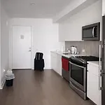 Elegant Long Island City Studio With Skyline Views