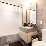 Beautiful Modern Studio In Luxury Building