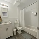Spacious 3Br Nyc Home, 3-Min Walk Subway, Kitchen & Ac