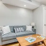 Pent House On Bruckner New Luxe 2br 2ba King Bed Fast Wi-fi 15 Mins To Times Square Apartment *