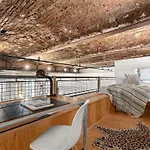 Sun-filled Luxury Historic 2 Bedrooms Apto Apartment *