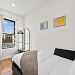 Carroll Place Ii - Bright 3br Carroll Gardens Apartment *