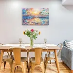 Pent House On Bruckner New Luxe 2br 2ba King Bed Fast Wi-fi 15 Mins To Times Square Apartment