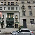 Sun-Filled Luxury Historic 2 Bedrooms Apto