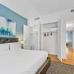 Centria Apartment New York