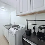 Hudson Crown Suites