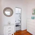Bright And Comfy In Nyc Apartment *