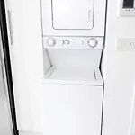 Bright And Spacious Apt, W&d In Unit - Monthly Apartment New York