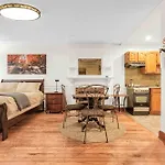 Brooklyn Beautiful Apartment