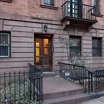 Apartment Historic Striver's Row New York