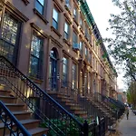 Rated 1br - Lenox 127 Apartment *
