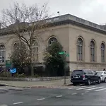 Cozy 2 Bedroom Apartment In Thriving Crown Heights Area