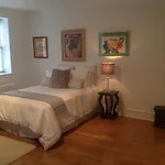 Historic Striver\'S Row Apartment