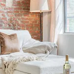 Pent House On Bruckner New Luxe 2br 2ba King Bed Fast Wi-fi 15 Mins To Times Square * New York