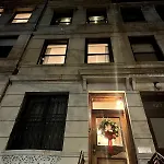 Apartment Elegant Historic Harlem Townhouse For Summer