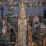 3 Bedrooms Huge In Lic, Very Next To Manhattan Apartment *