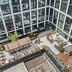 1 Bedroom Apt In Luxury Building