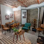 Elegant Gramercy Park Apartment *