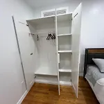 Apartment Cozy 2-person Near Jfk Airport & Shopping Area *