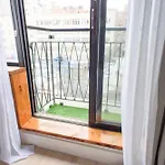 75-2D New Prime Ues W&D Balcony Elevator