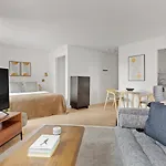 Tribeca Studio W Gym Pool Nyc-245