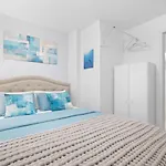 Spacious 4Br Stay In Lower Manhattan