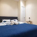 4 Bedroom Paradise Next To Central Park