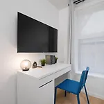 Spacious 4br In Lower Manhattan Apartment New York
