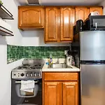 2 Bedroom Home Unit In Lower Manhattan