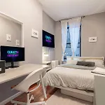 Charming 3bd In Manhattan *