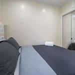 Amazing Location Murray Hill 3 Bedroom Apartment ,June To Aug 90 Days Stay Required