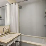 Chic Nyc Retreat Beside Broadway & Iconic Sights * New York