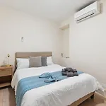 Chic 3br 2ba West Village With Private Oasis