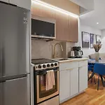 Comfortable 2Bd Unit In Manhattan