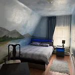 Classical American Homestay House