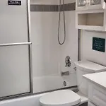 Booking.com Exxlusive: Fully Furnished One Bedroom Entire With Full Size Bed. For One Person Or Couple, Soulmate Positive Friendship Apartment New York