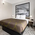 Super 8 By Wyndham Bronx Near Stadium 2*
