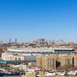 Super 8 By Wyndham Bronx Near Stadium Hotel 2*