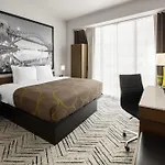 Super 8 By Wyndham Bronx Near Stadium Hotel New York