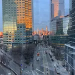 5 Mins To Midtown Central New Luxury Corner 2B2B Apt With Amazing City View