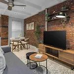 Bold Nyc Stay In Fashionable Nolita