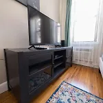 Close To Park, Lenox Hill & Ny Presbyterian Apartment New York