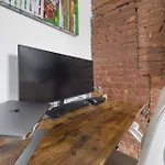 Downtown Manhattan Union Square 1Br - Steps From Subway & Dining