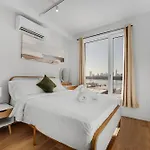 Stylish Brooklyn Retreat - Steps To G Train 5* New York