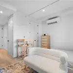Stylish Brooklyn Retreat - Steps To G Train Hotel 5*