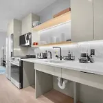 Hotel Stylish Brooklyn Retreat - Steps To G Train 5*
